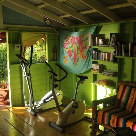 Mango Island Lodges Saint Joseph Esterno foto