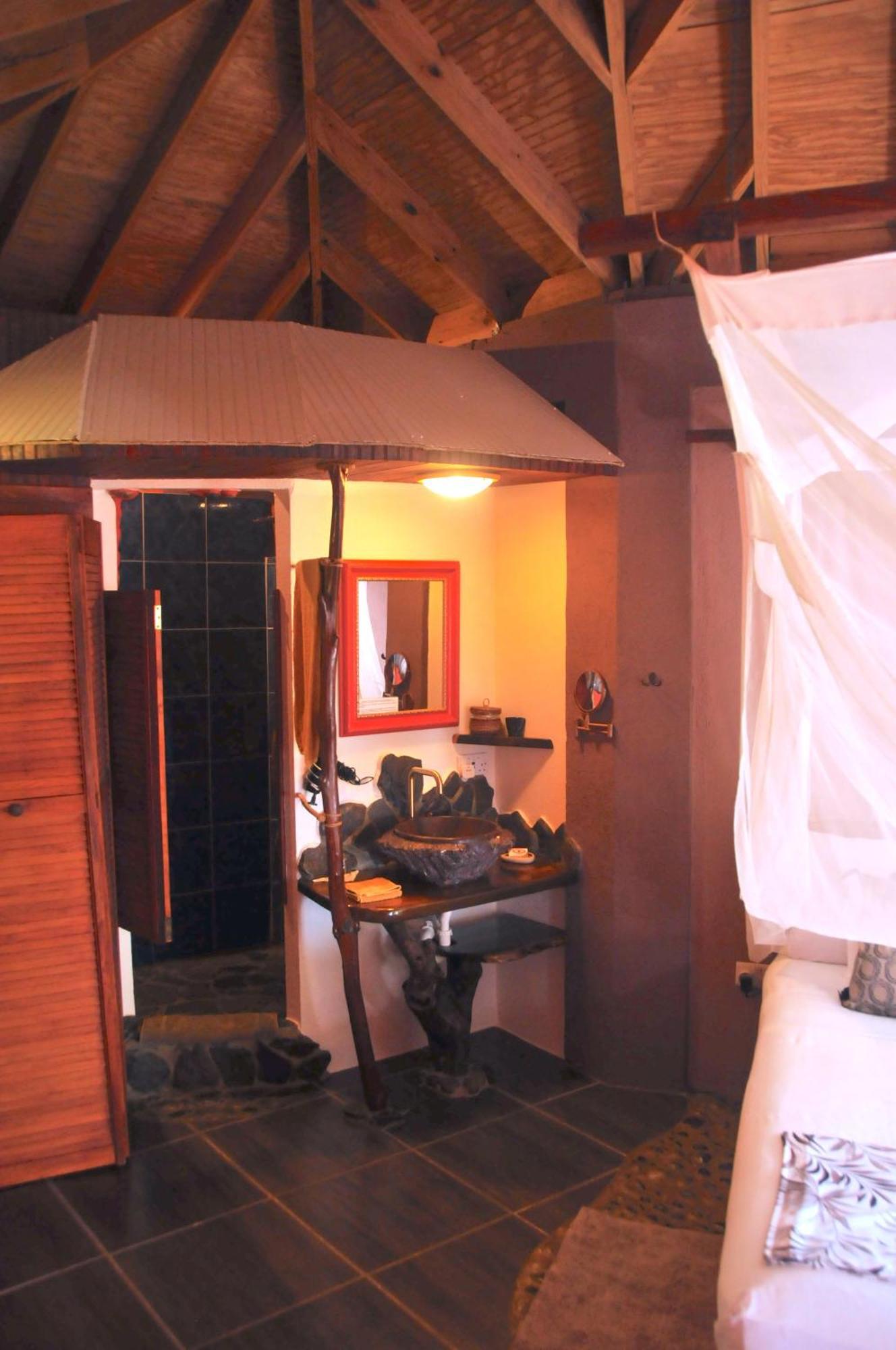 Mango Island Lodges Saint Joseph Esterno foto